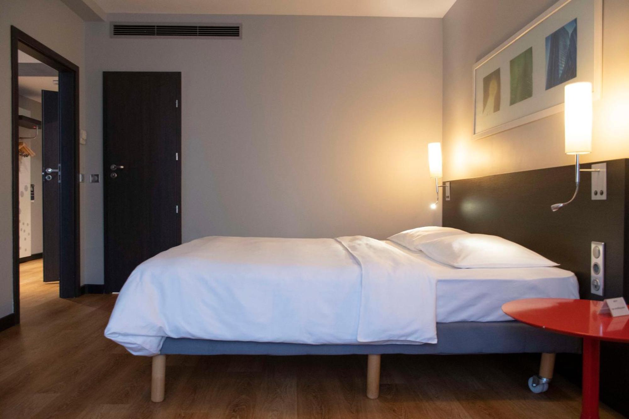 Park Inn By Radisson Hotel Astana المظهر الخارجي الصورة